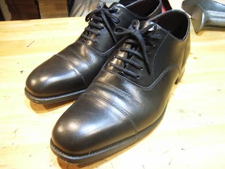 GRENSON　ストレートチップ　ハーフラバー＆靴磨き | 靴修理