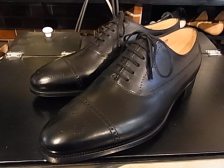 【修理事例】JOHN LOBB PARIS ヴィンテージスティール&靴磨き｜靴とバッグの本格メンテナンスならスピカ