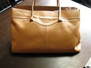 トッズ　トートバッグ（TOD’S）　クリーニング＋染め直し | バッグ修理