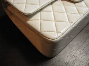 シャネル　マトラッセ（CHANEL）　クリーニング＆染め直し | バッグ修理