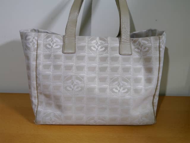 シャネル（CHANEL）　トラベルライン　クリーニング | バッグ修理