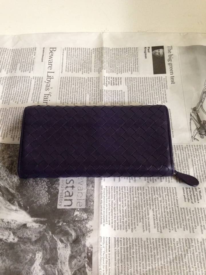 ボッテガベネタ（BOTTEGA VENETA）　財布　クリーニング＆染め直し | 革小物修理
