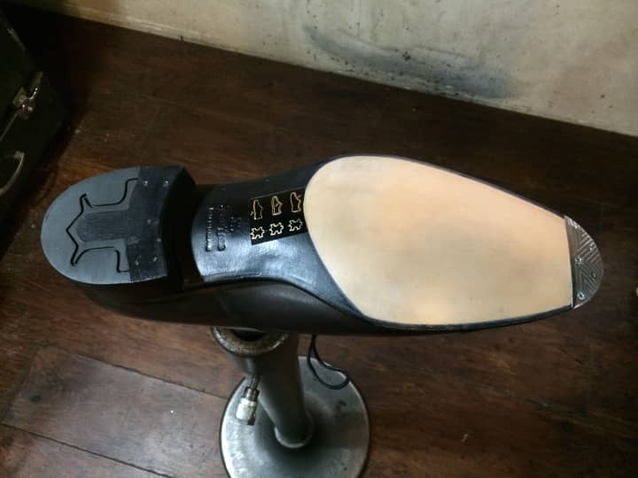 JOHN LOBB PARIS　Toe VintageSteel | 靴修理
