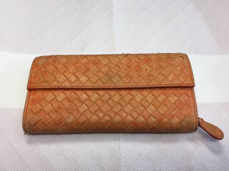ボッテガ・ヴェネタ　長財布　染め直し | 革小物修理