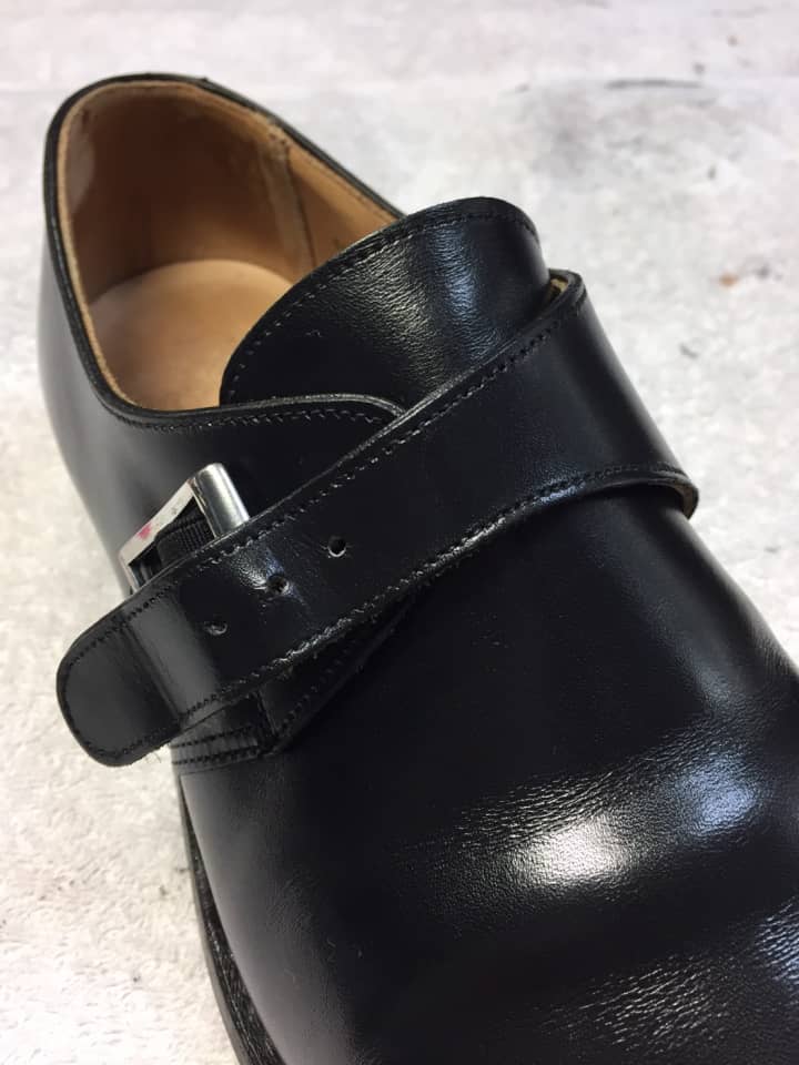 Crockett & Jones（クロケット＆ジョーンズ）　紳士靴　つま先キズ補修 | 靴修理