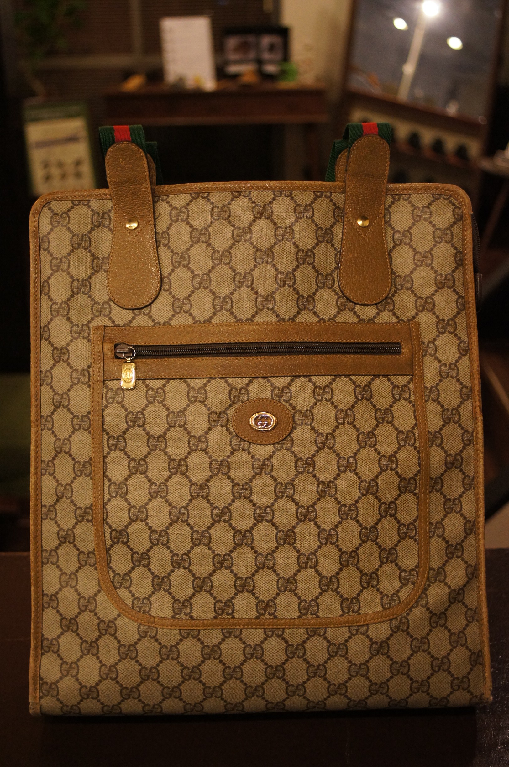 修理事例】GUCCI（グッチ）ショルダーバッグ バインダー交換｜靴と 