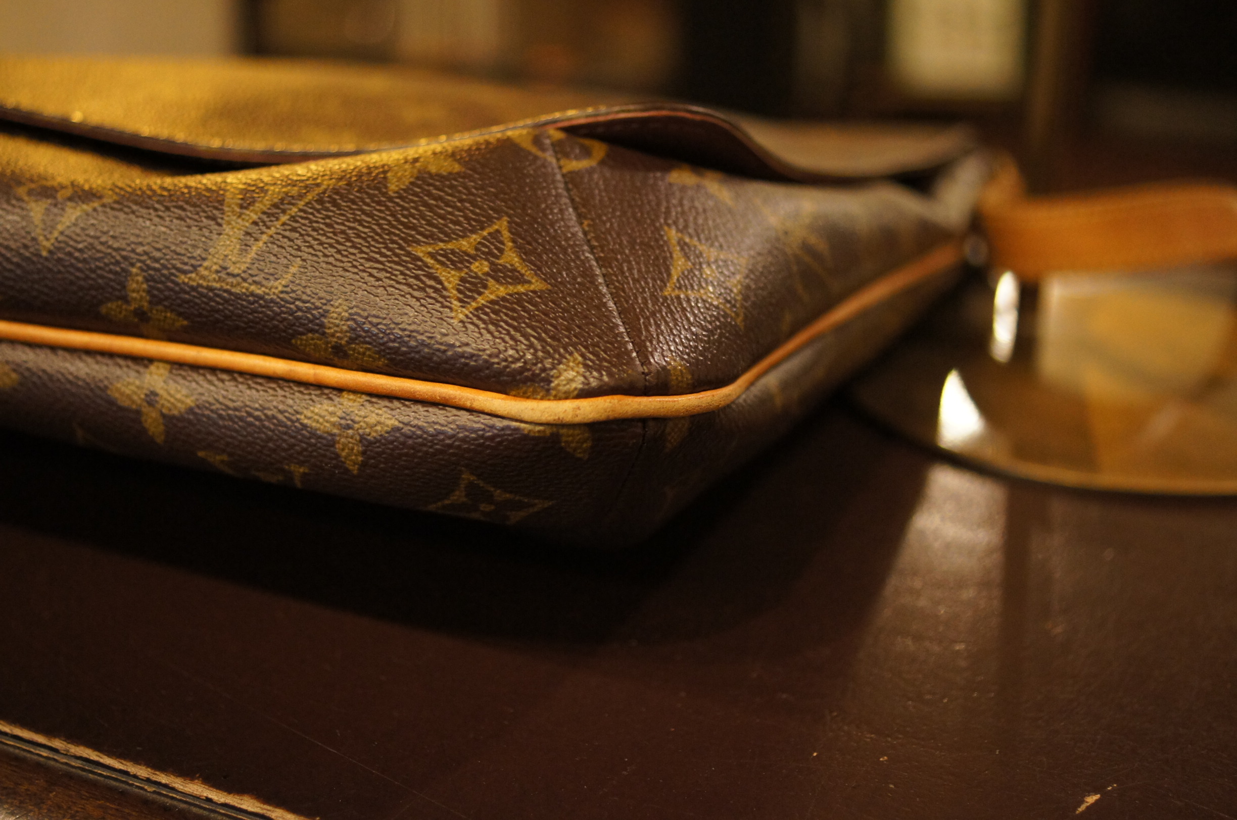 修理事例】Louis Vuitton(ルイヴィトン) パイピング交換|靴とバッグ