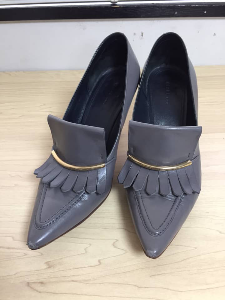 セリーヌ（Celine）婦人靴パンプス つま先キズ補修（染め直し） | 靴修理