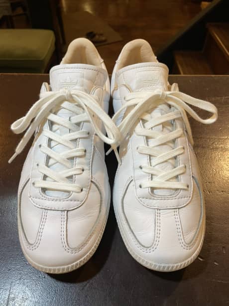 adidas（アディダス）スニーカー　クリーニング＆靴ひも交換 | 靴修理