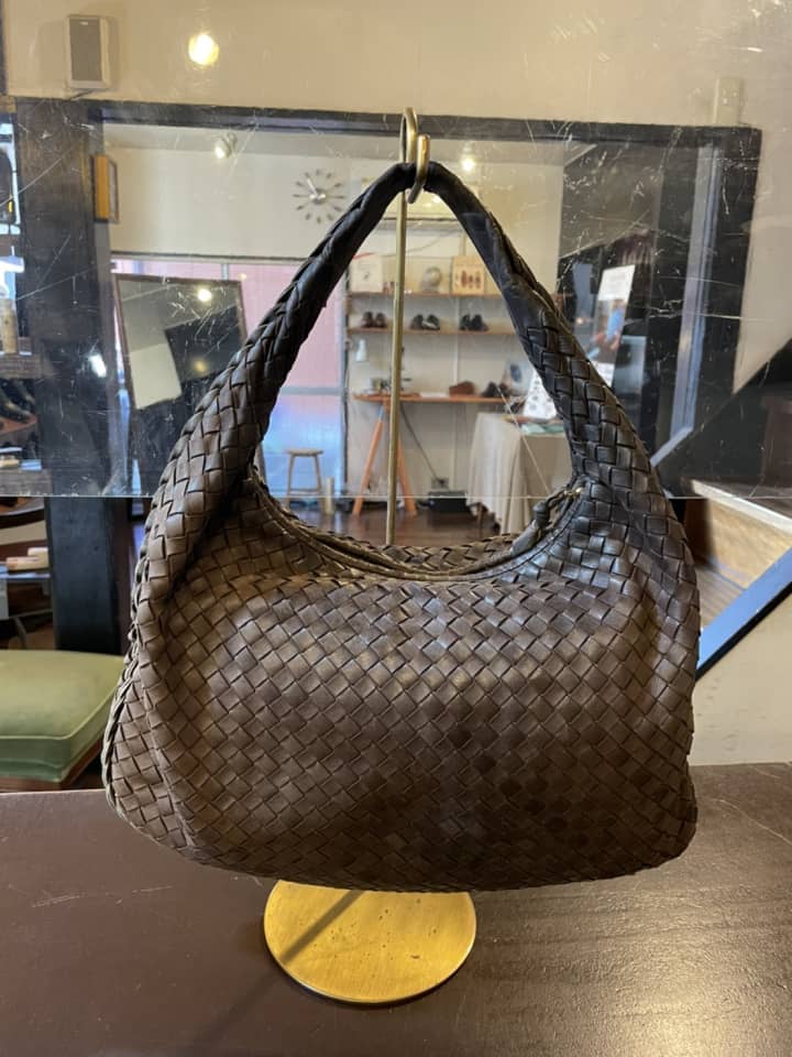 Bottega Veneta（ボッテガヴェネタ）ショルダーバッグ　クリーニング＆染め直し | バッグ修理