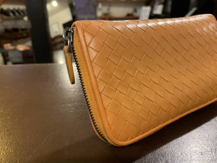 BOTTEGA VENETA（ボッテガヴェネタ）長財布 クリーニング＆染め直し | 革小物修理