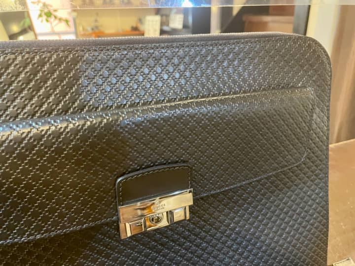 GUCCI（グッチ）クラッチバッグ　クリーニング＆染め直し | バッグ修理