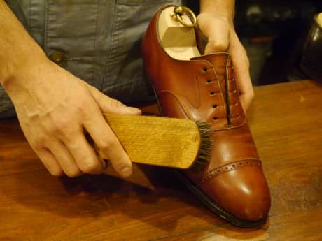 自宅メンテナンスどうする？ 靴磨きの基本プロセス5 | 革靴について