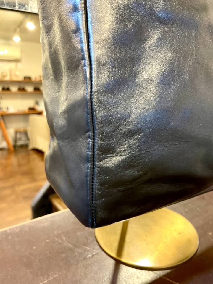 PRADA（プラダ）トートバッグ　クリーニング＆染め直し | バッグ修理
