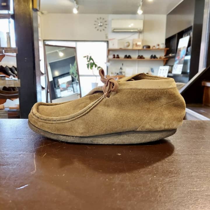 CLARKS（クラークス）ワラビー　オールソール交換（クレープソール） | 靴修理