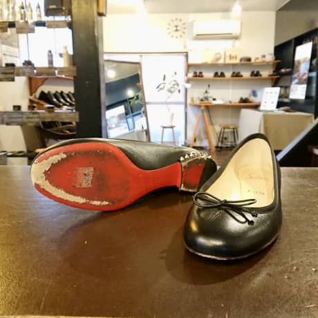 CHRISTIAN LOUBOUTIN（クリスチャンルブタン）フラットシューズ　ヒール交換＆ハーフラバーソール | 靴修理