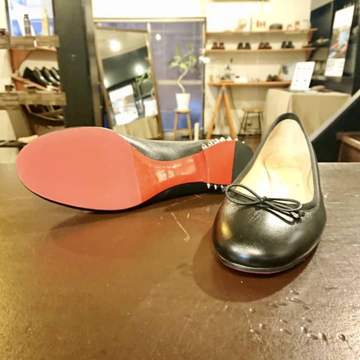 CHRISTIAN LOUBOUTIN（クリスチャンルブタン）フラットシューズ　ヒール交換＆ハーフラバーソール | 靴修理