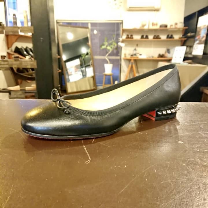 CHRISTIAN LOUBOUTIN（クリスチャンルブタン）フラットシューズ　ヒール交換＆ハーフラバーソール | 靴修理