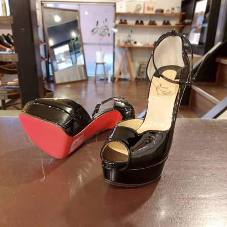 CHRISTIAN LOUBOUTIN（クリスチャンルブタン）婦人靴　ハーフラバーソール補強 | 靴修理