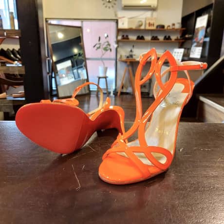 CHRISTIAN LOUBOUTIN（クリスチャンルブタン）レディース　ハーフラバーソール | 靴修理