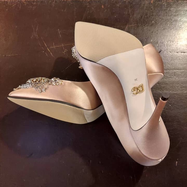 DOLCE&GABBANA（ドルチェ＆ガッバーナ）レディースパンプス　ハーフラバーソール | 靴修理