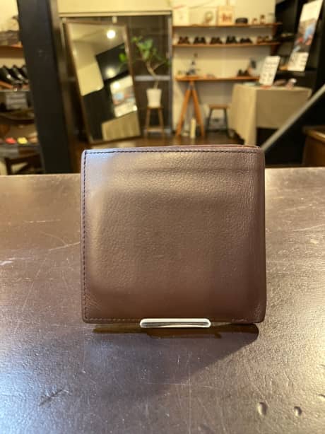 JOHN LOBB（ジョンロブ）二つ折り財布　クリーニング＆染め直し | 革小物修理