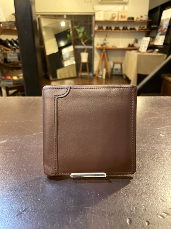 JOHN LOBB（ジョンロブ）二つ折り財布　クリーニング＆染め直し | 革小物修理