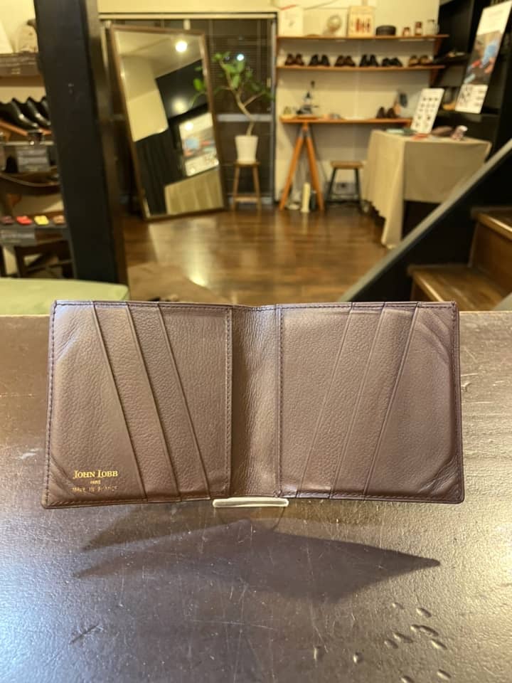 JOHN LOBB（ジョンロブ）二つ折り財布　クリーニング＆染め直し | 革小物修理