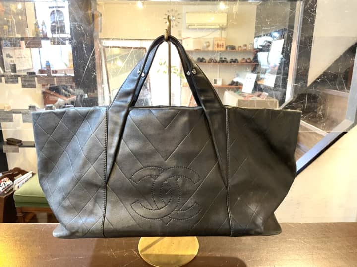 CHANEL（シャネル）レザートートバッグ　クリーニング＆染め直し | バッグ修理