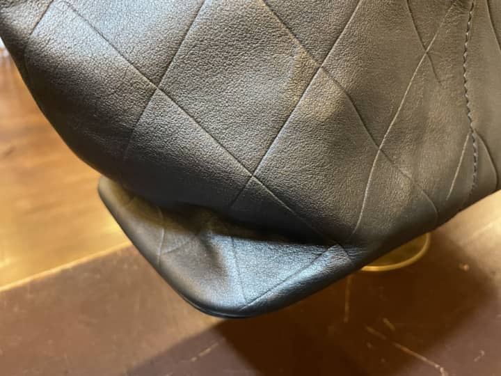 CHANEL（シャネル）レザートートバッグ　クリーニング＆染め直し | バッグ修理