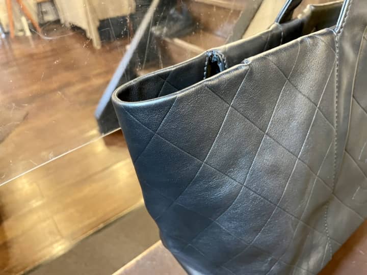 CHANEL（シャネル）レザートートバッグ　クリーニング＆染め直し | バッグ修理