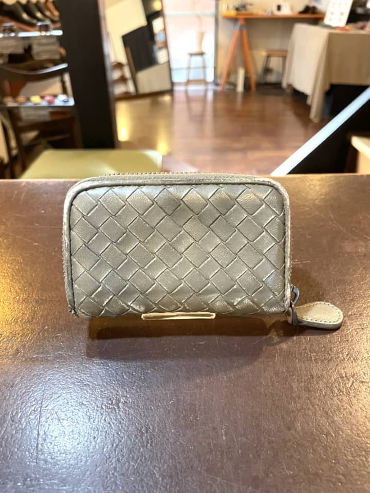 BOTTEGA VENETA（ボッテガヴェネタ）コインケース　クリーニング＆染め直し | 革小物修理