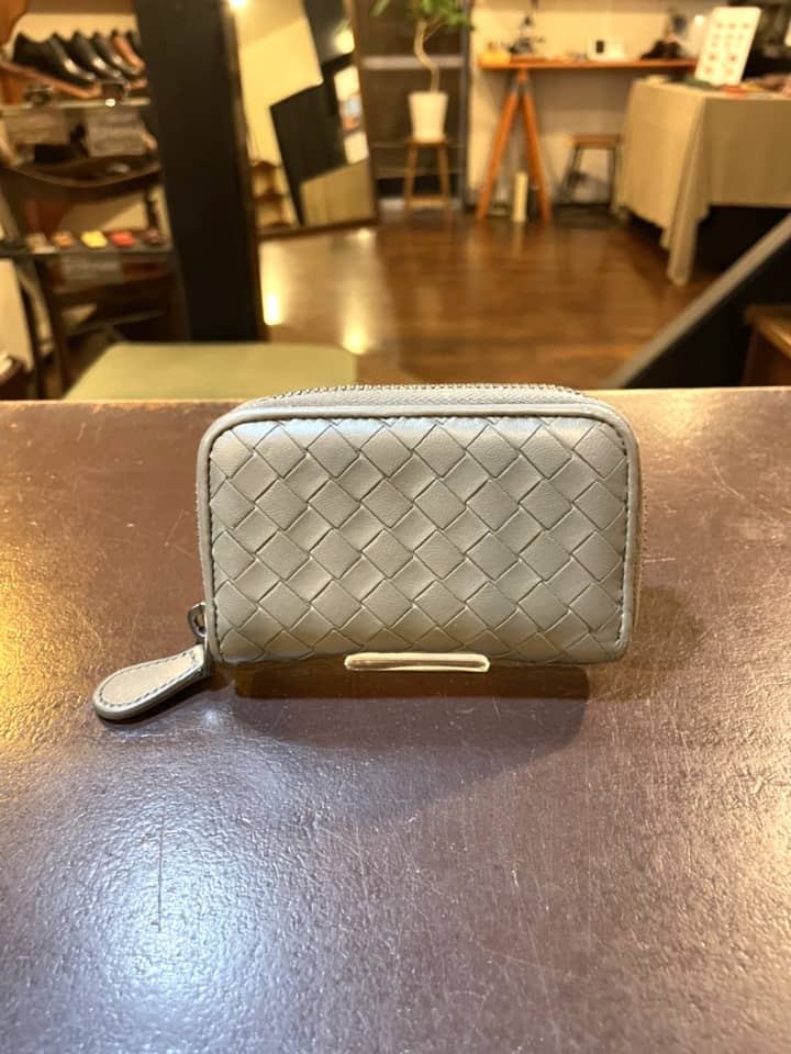 BOTTEGA VENETA（ボッテガヴェネタ）コインケース　クリーニング＆染め直し | 革小物修理