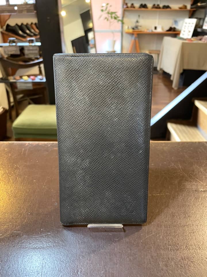 LOUIS VUITTON（ルイヴィトン）札入れ　クリーニング＆染め直し | 革小物修理