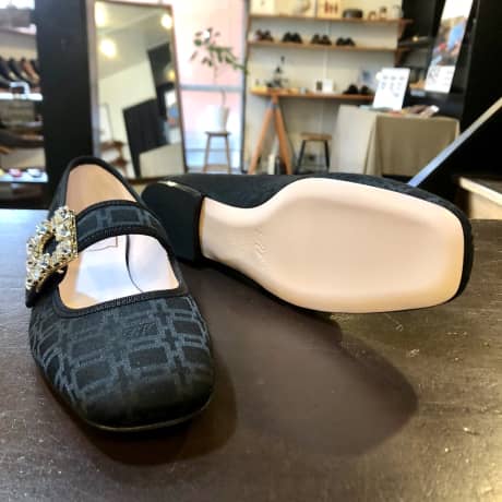 ROGER VIVIER（ロジェヴィヴィエ）婦人靴　ハーフラバーソール | 靴修理