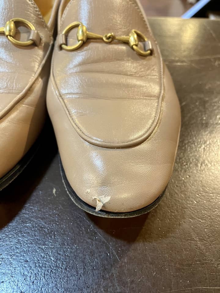 GUCCI（グッチ）ビットローファー　染め直し（つま先傷補修） | 靴修理