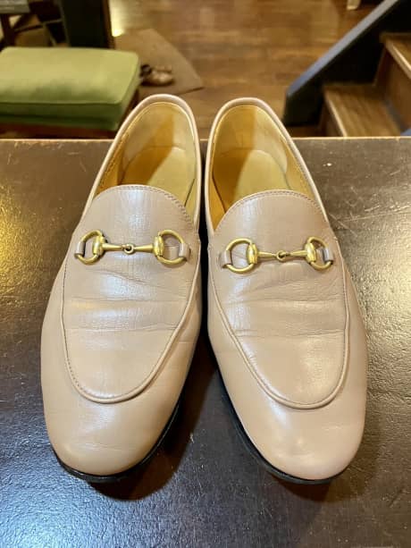 GUCCI（グッチ）ビットローファー　染め直し（つま先傷補修） | 靴修理