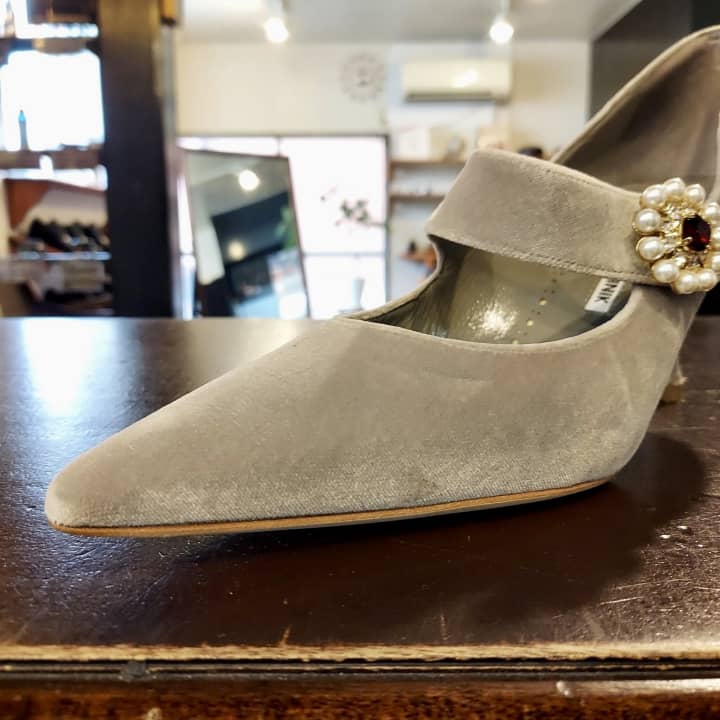 MANOLO BLAHNIK（マノロブラニク）婦人靴　ハーフラバーソール補強 | 靴修理