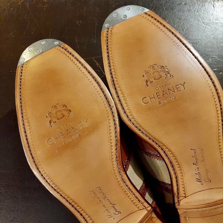 CHEANEY（チーニー）つま先補強・ヴィンテージスティール | 靴修理