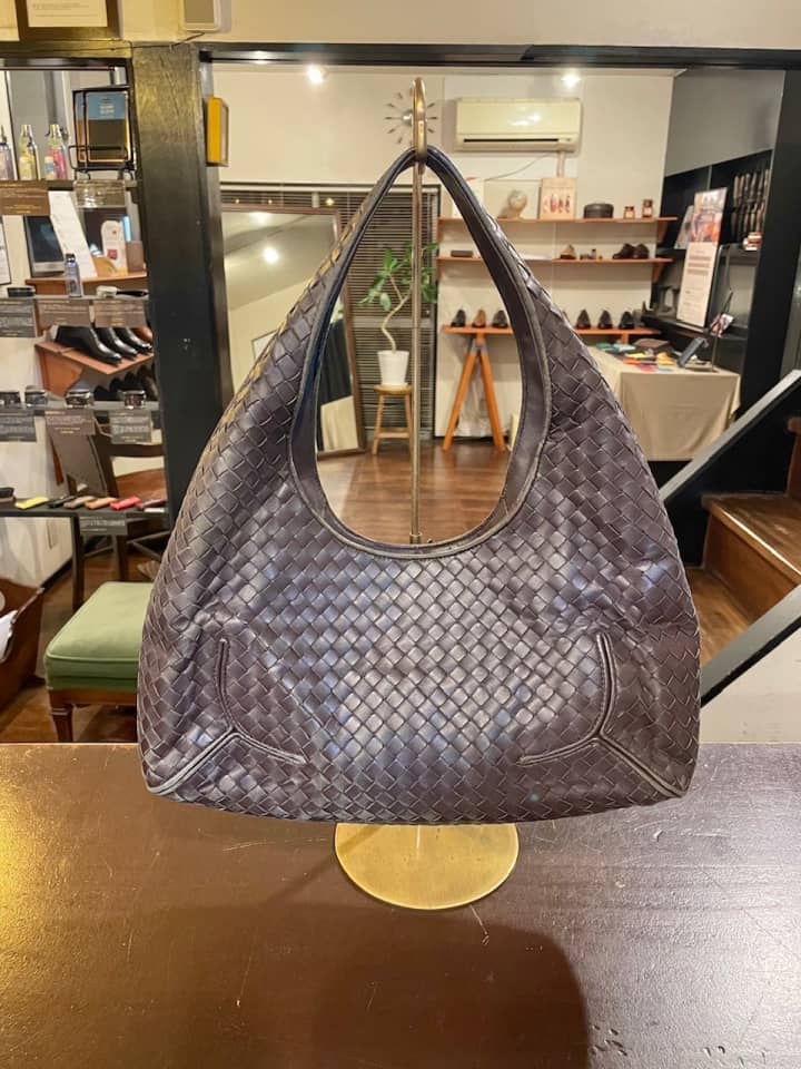 BOTTEGA VENETA（ボッテガヴェネタ）ショルダーバッグ　クリーニング＆染め直し | バッグ修理