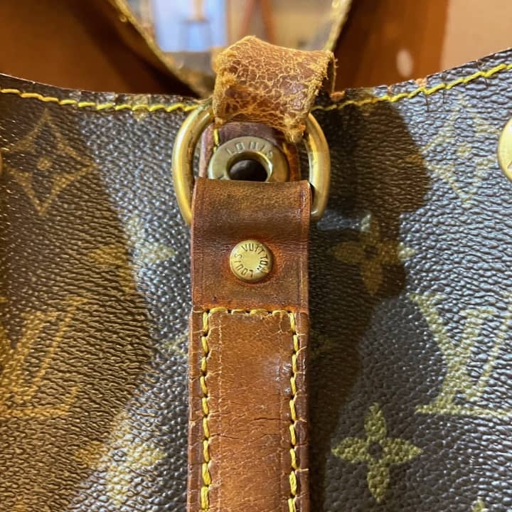 LOUIS VUITTON（ルイヴィトン）ショルダーバッグ　ショルダー付け根部分交換 | バッグ修理