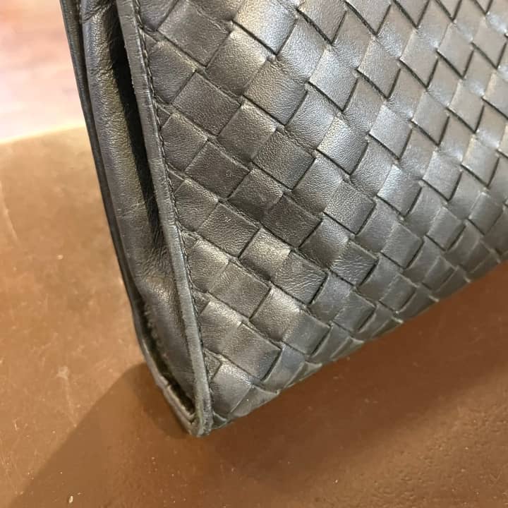 BOTTEGA VENETA（ボッテガヴェネタ）クラッチバッグ　クリーニング＆染め直し | バッグ修理