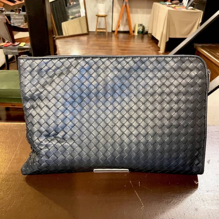 BOTTEGA VENETA（ボッテガヴェネタ）クラッチバッグ　クリーニング＆染め直し | バッグ修理