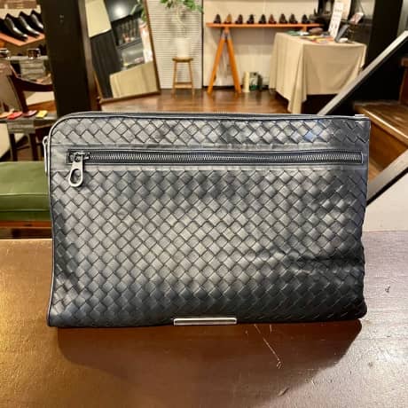 BOTTEGA VENETA（ボッテガヴェネタ）クラッチバッグ　クリーニング＆染め直し | バッグ修理