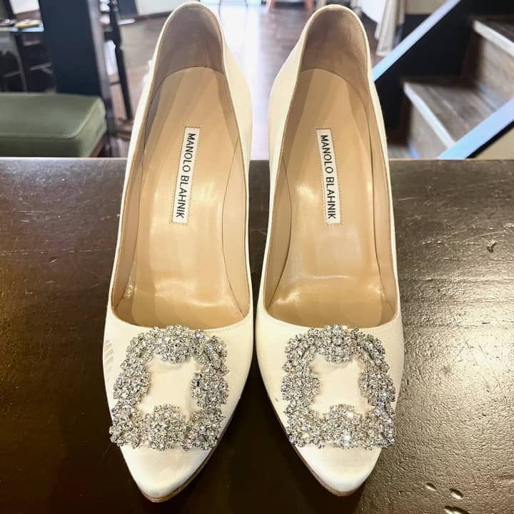 MANOLO BLAHNIK（マノロブラニク）パンプス　プレミアムクリーニング | 靴修理