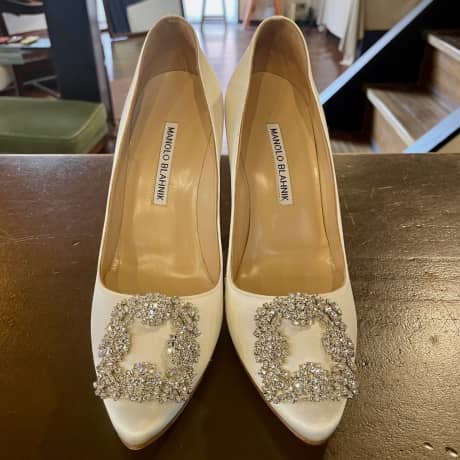 MANOLO BLAHNIK（マノロブラニク）パンプス　プレミアムクリーニング | 靴修理
