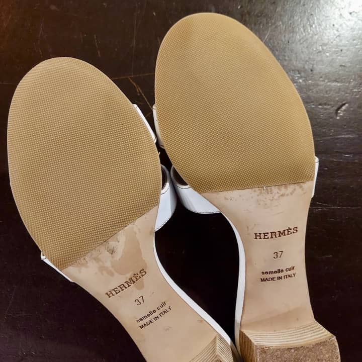 HERMES（エルメス）サンダル　ハーフラバーソール補強 | 靴修理