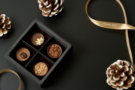 バレンタインに「実用的なプレゼント」を！革靴職人が語る“チョコに代わる贈り物”とは？ | 革靴について